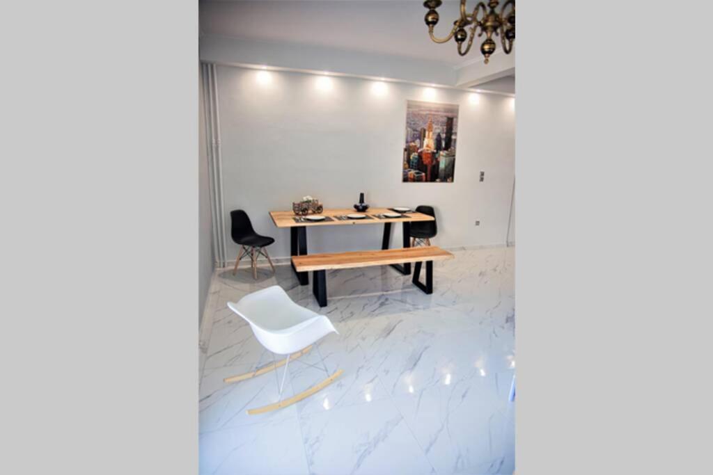 Athens Central 3Bd Apartment Next To Metro Luxury Bagian luar foto