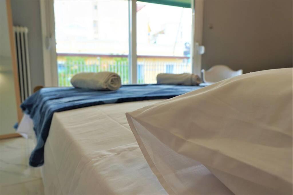 Athens Central 3Bd Apartment Next To Metro Luxury Bagian luar foto