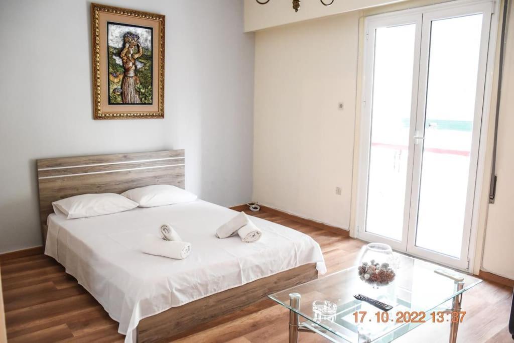 Athens Central 3Bd Apartment Next To Metro Luxury Bagian luar foto